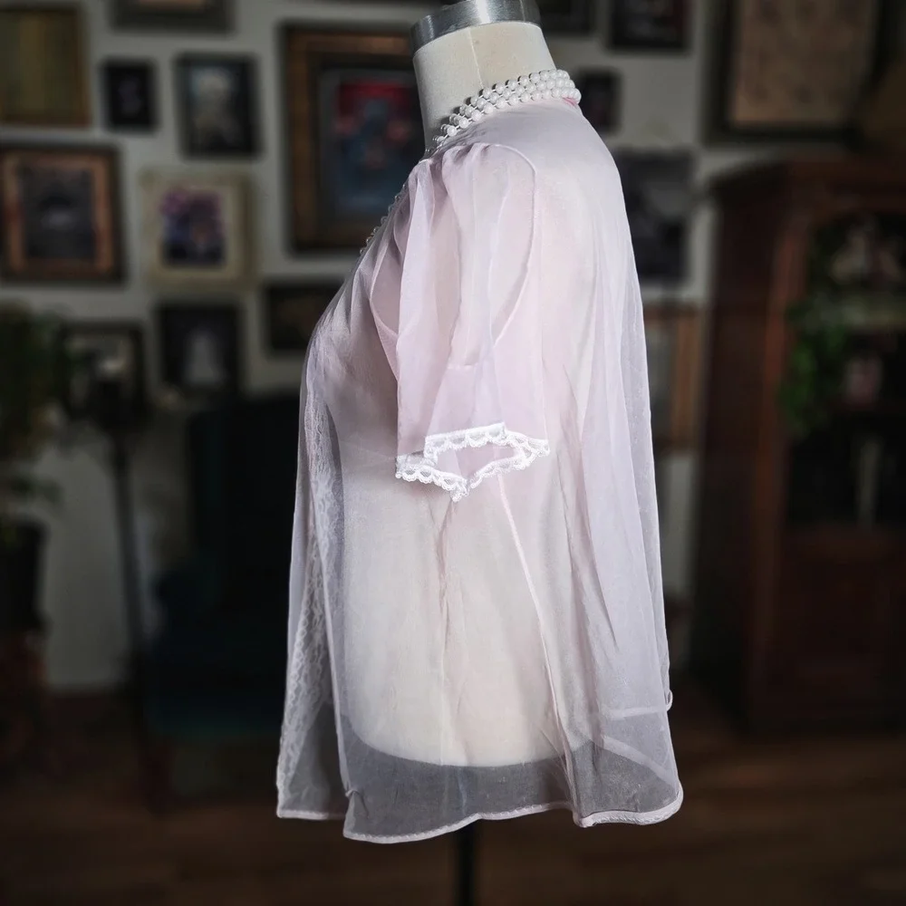 Vintage 70s Sedu Sheer Pink‎ Lace Trim Short Sleeve Kimono Robe One Size
